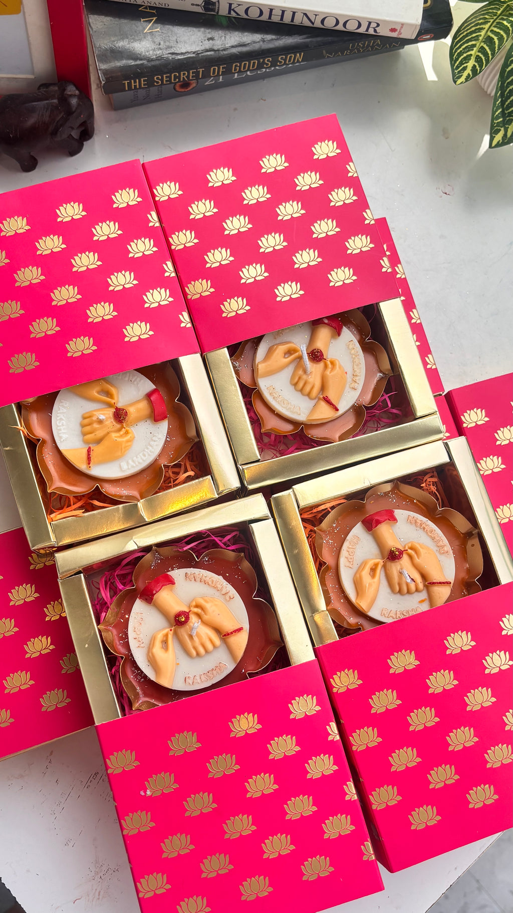 Threads of Love – Raksha Bandhan Scented Candle